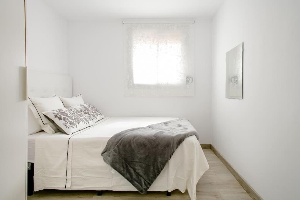 Habitaciones Bonitas Y Comodas L'Hospitalet de Llobregat Exterior foto