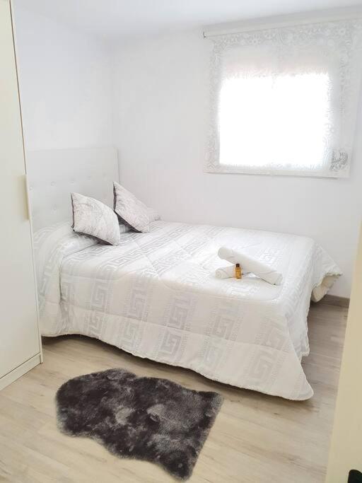 Habitaciones Bonitas Y Comodas L'Hospitalet de Llobregat Exterior foto